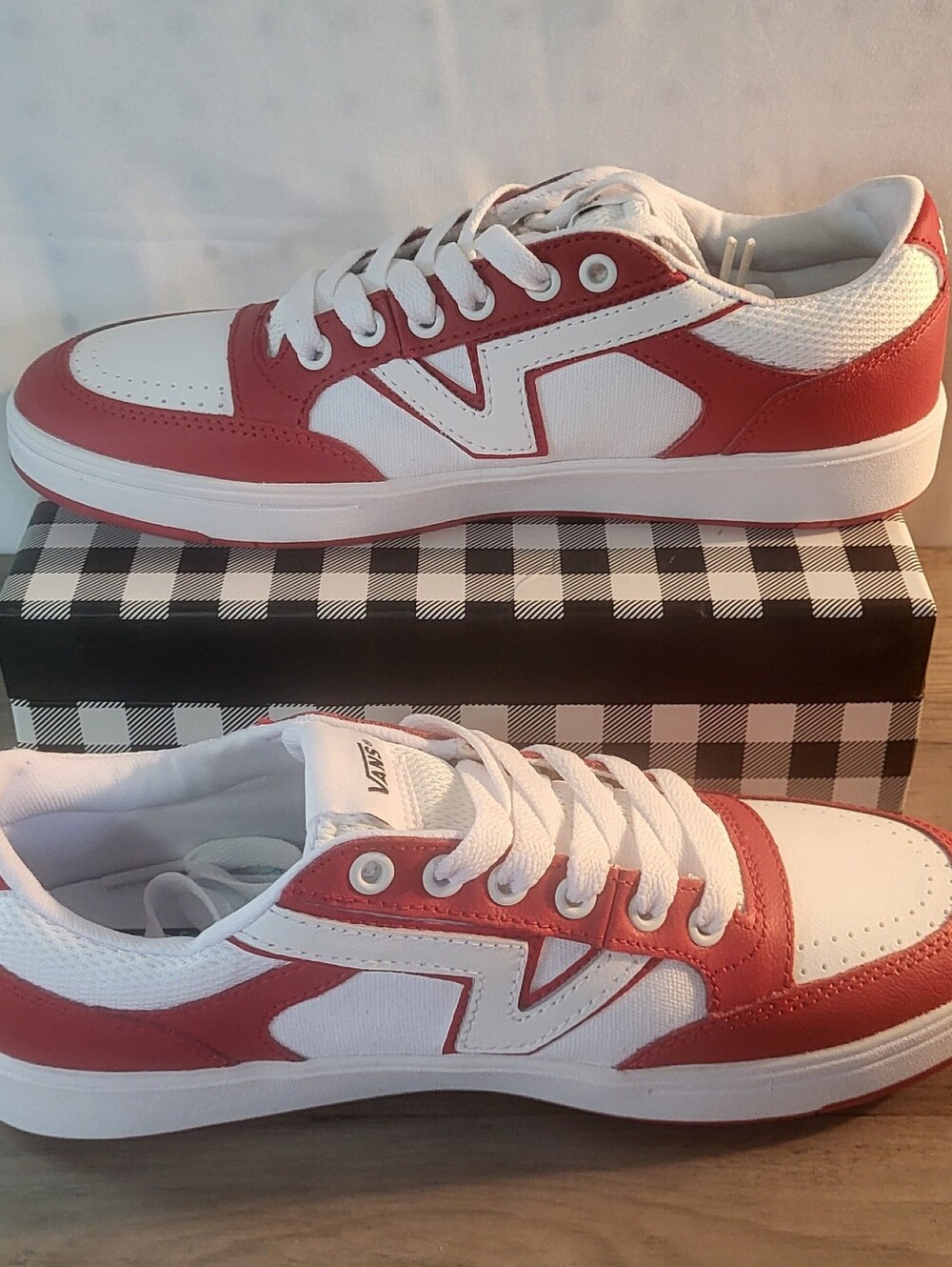 Vans Red & White Sneakers M8,W9.5 NIB